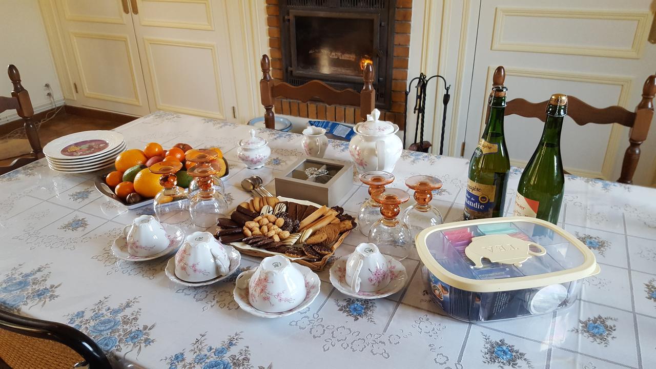 Bed and Breakfast Camden House Aubry-le-Panthou Exterior foto