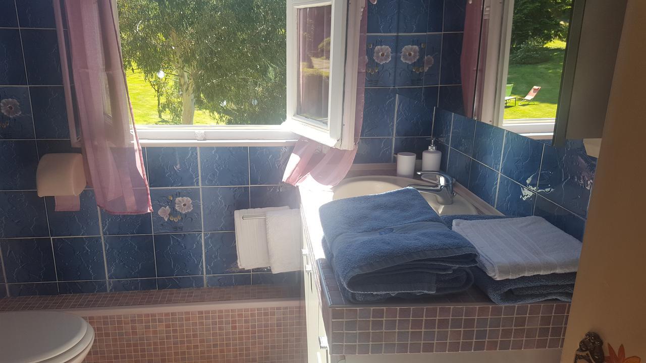 Bed and Breakfast Camden House Aubry-le-Panthou Exterior foto